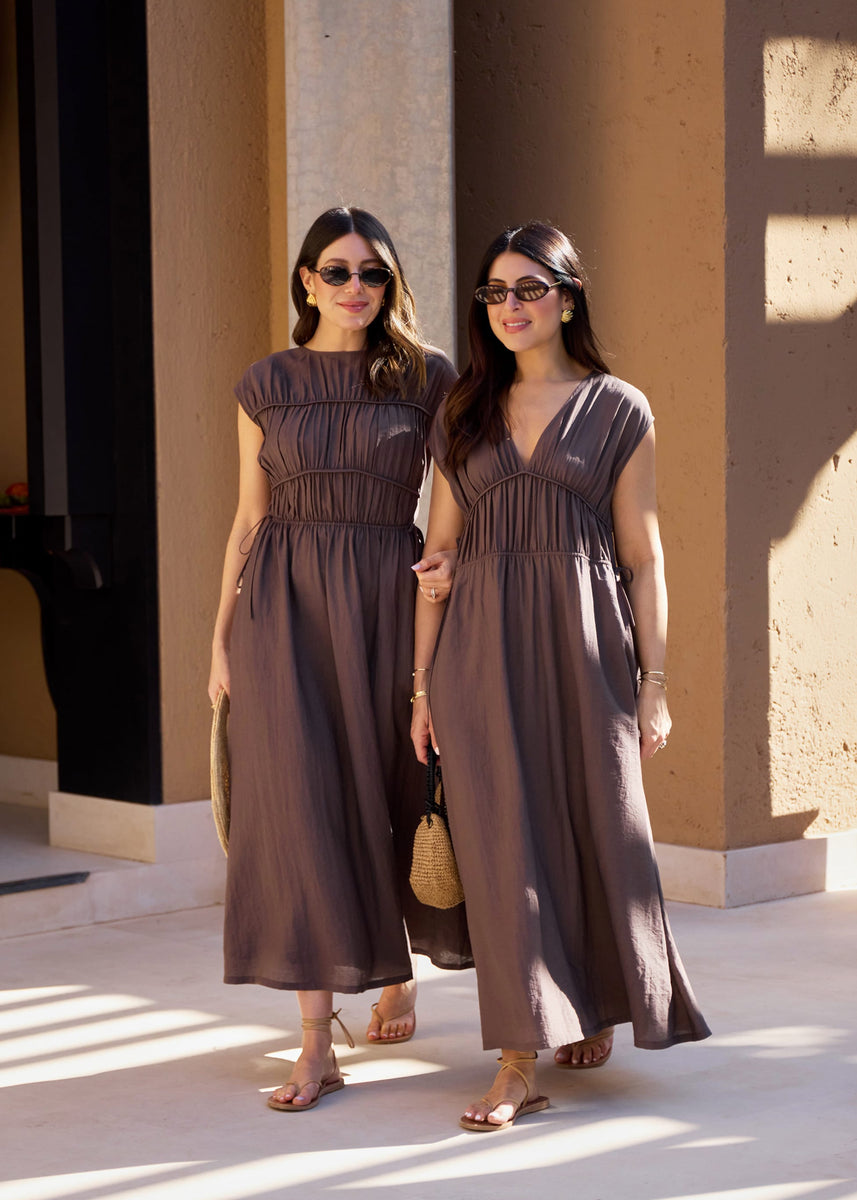 TWO-WAY RUCHED MIDI DRESS - MOCHA – WAT THE BRAND