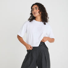  THE CROPPED BOXY TEE - WHITE